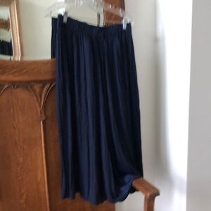 Gap pleated wide leg pants. Looks like a skirt. Like new. RARE